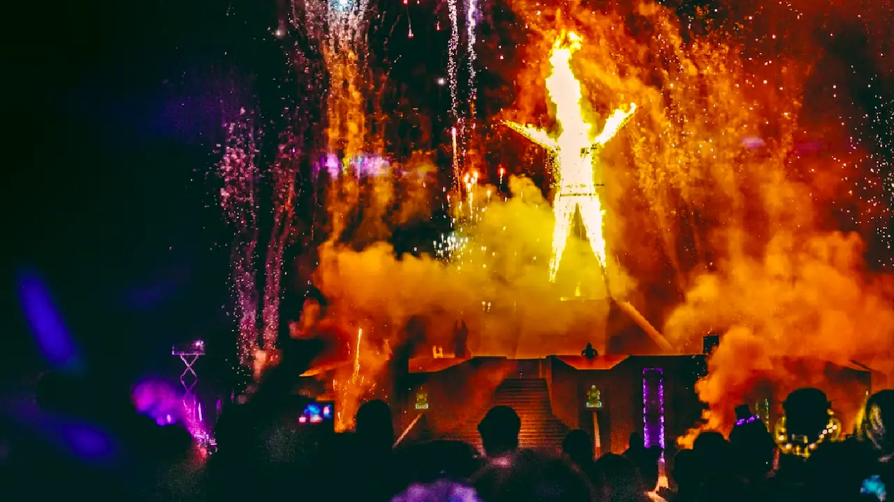 Burning Man Festival'inde binlerce kişi mahsur kaldı!