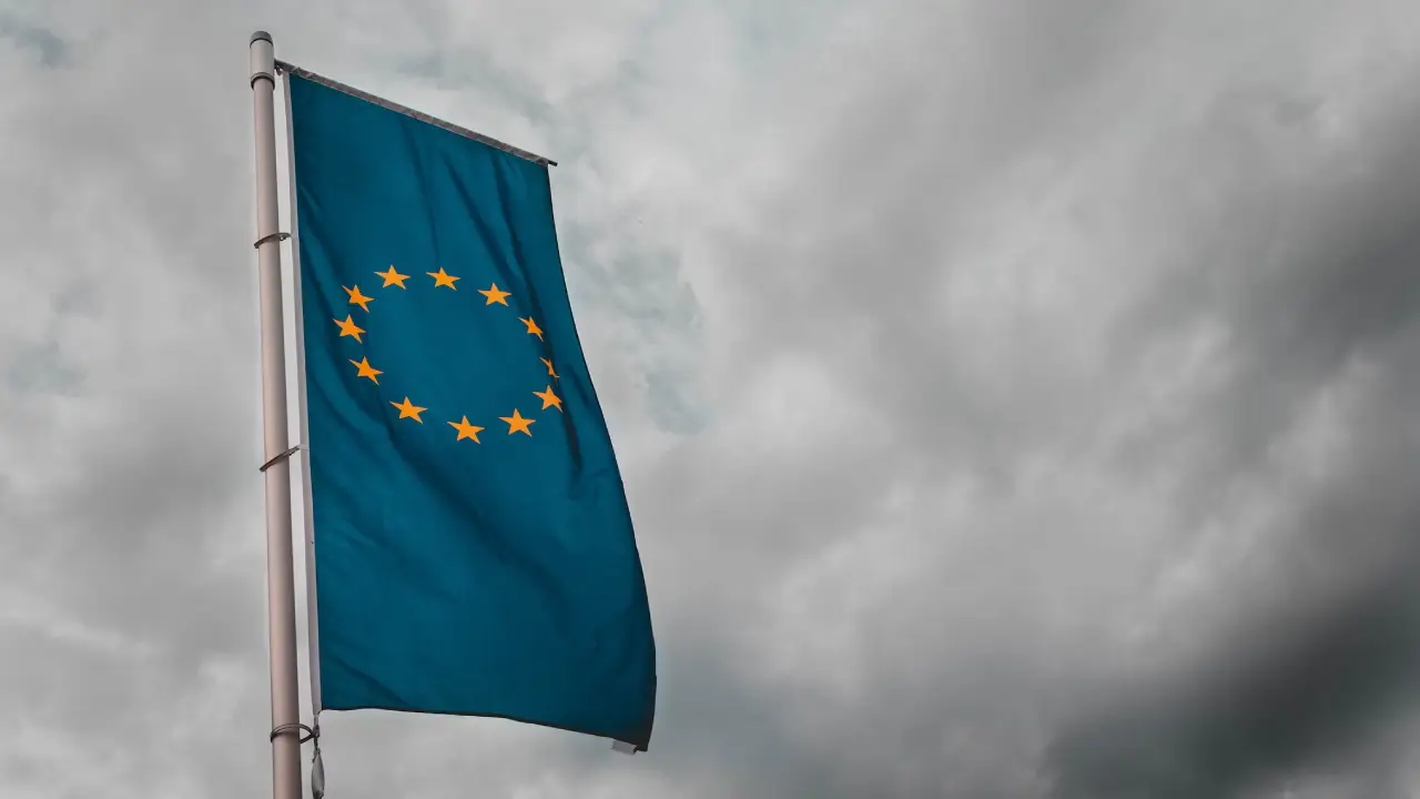 AB'den sellerin etkilediği Yunanistan, Bulgaristan ve Türkiye'ye destek mesajı