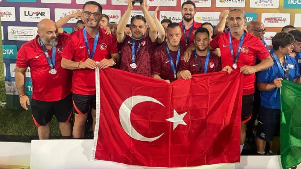 İtalya'daki Avrupa Şampiyonası'nda 26'sı altın 59 madalya