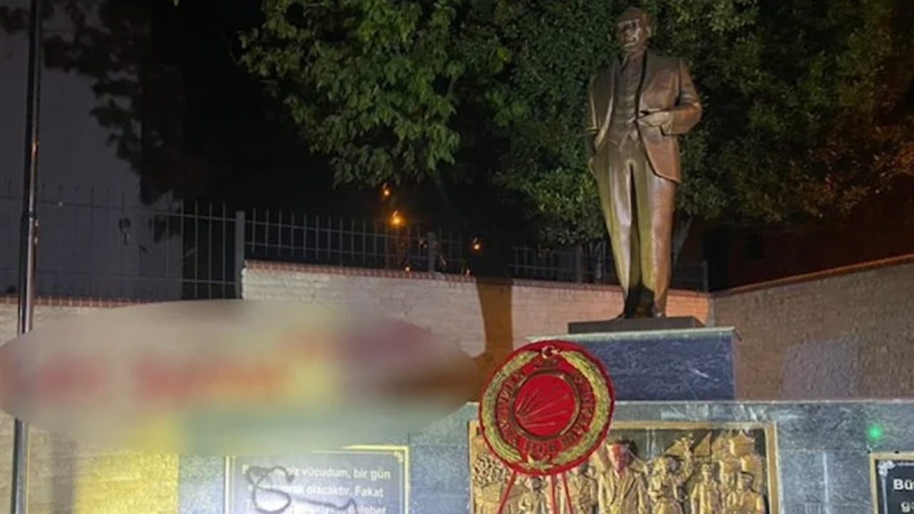 Atatürk anıtına saldırdı ve tutuklandı