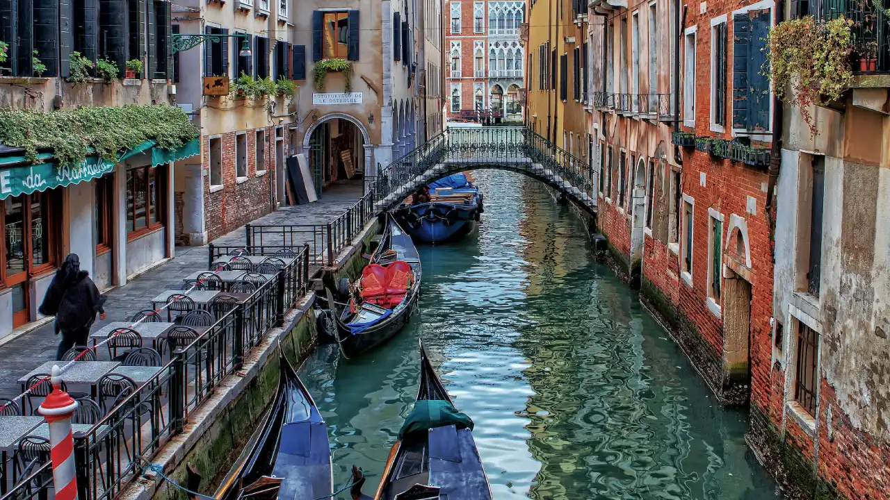 Venedik'ten turistlere "günlük 5 euro" tarifesi