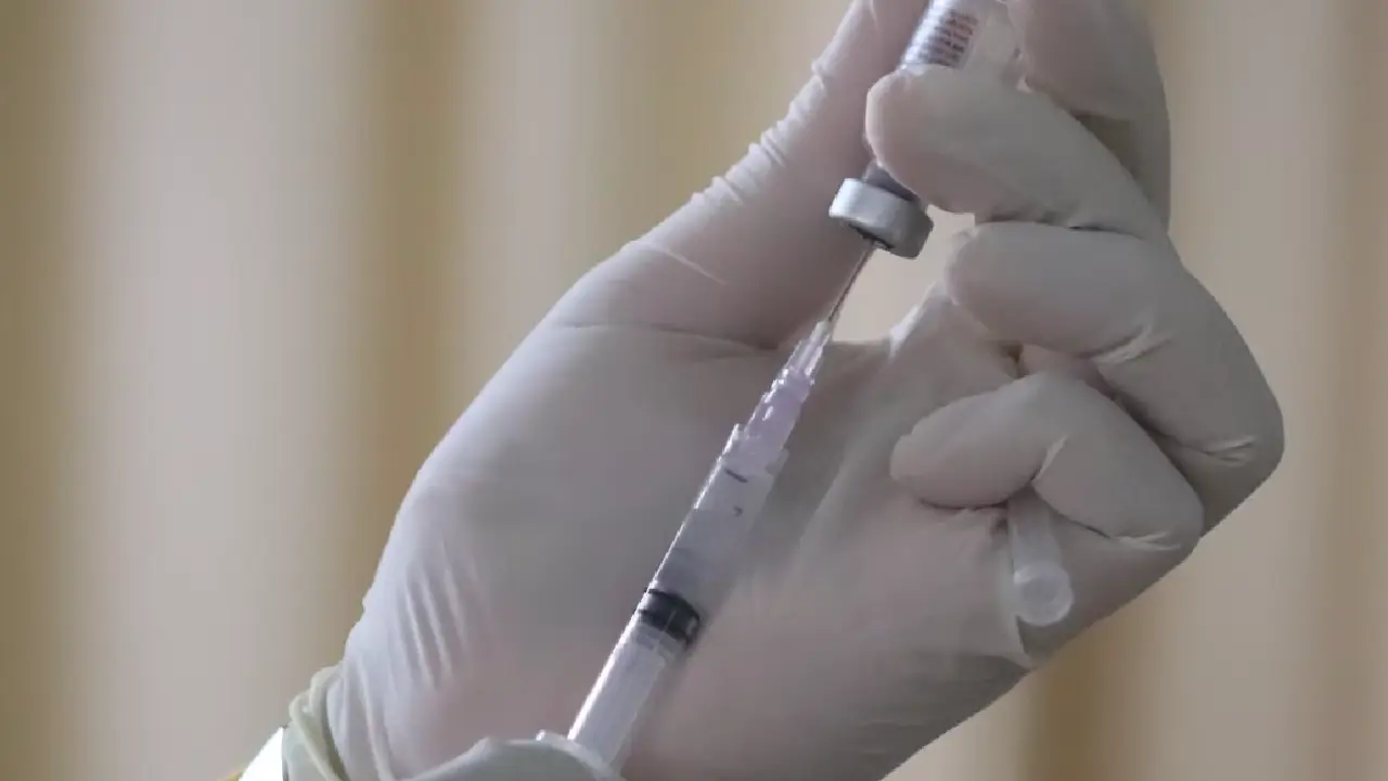 Alman BioNTech'ten yeni aşı hamlesi