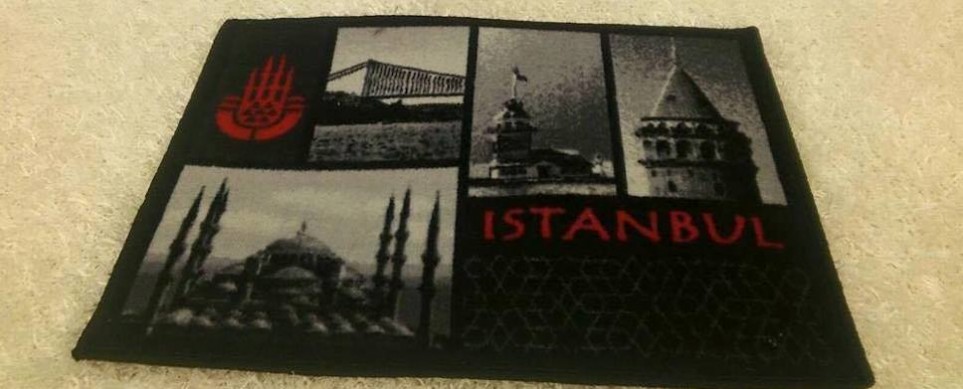 Almanya'da cami motifli paspas tartışması