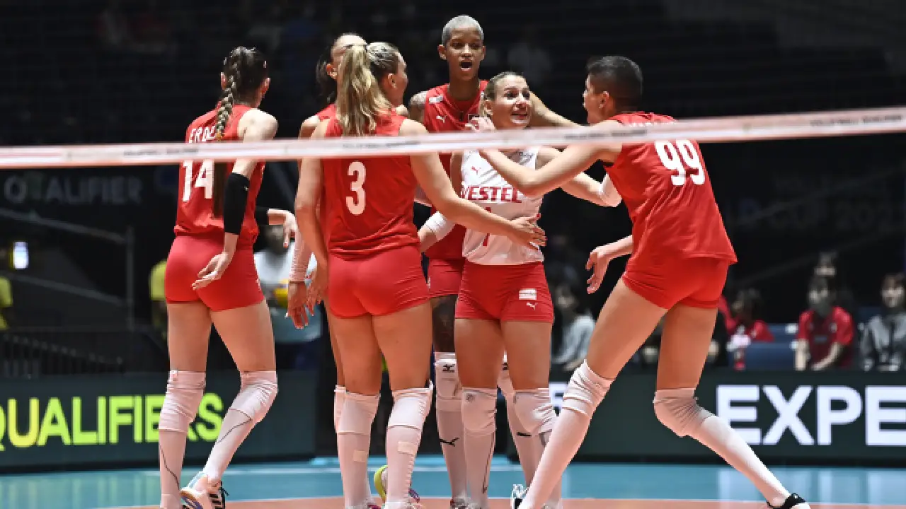 Filenin Sultanları 2023 Dünya Kupası'nı "Erik Dalı"yla kutladı