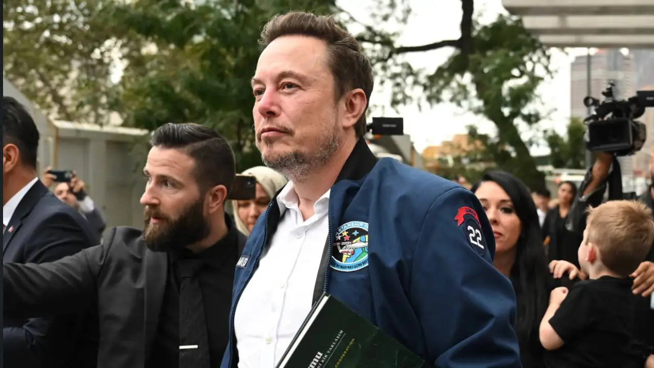 Elon Musk'tan 'düzensiz göç' açıklaması