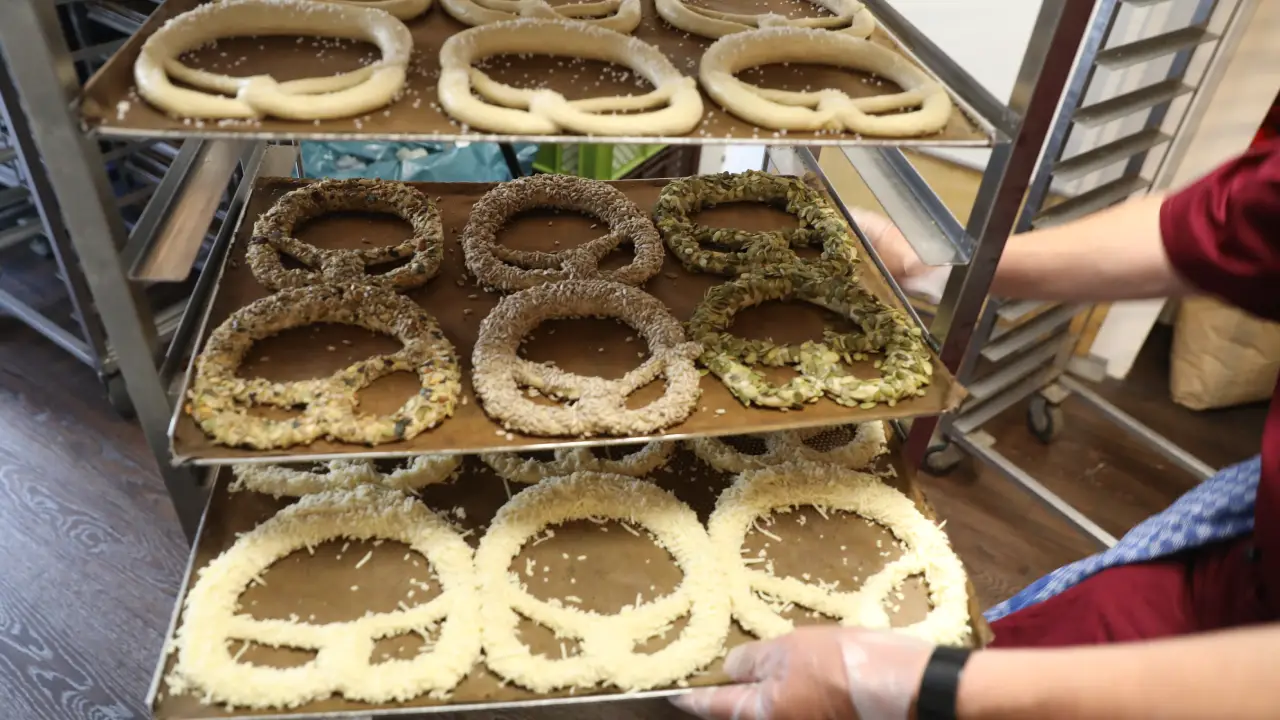 Almanya'da festivallerin vazgeçilmez yiyeceği: Pretzel