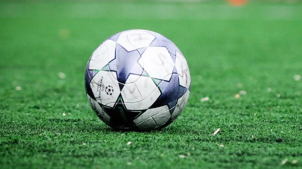 Bayern Münih Leipzig ile berabere kaldı
