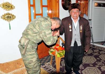 Genelkurmay Başkanı Özel'den Kore gazisine akülü sandalye