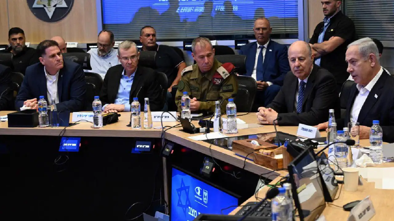 Netanyahu: Öncelikli hedefimiz düşman unsurları temizlemek
