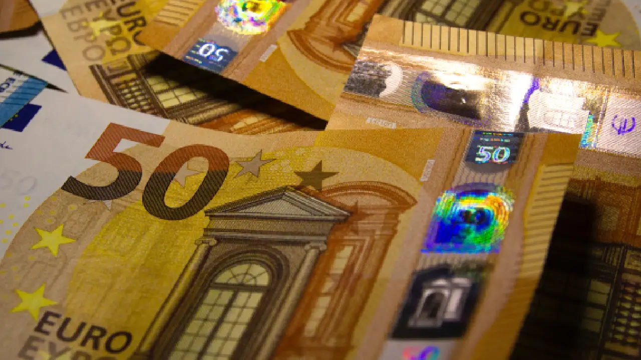 Almanya'da gündem: 20 bin Euro'luk 'başlangıç sermayesi'