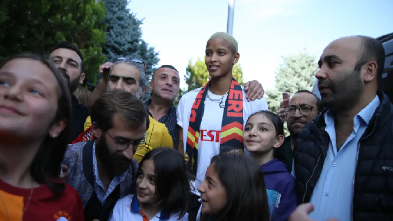 Melissa Vargas Malatya'da!