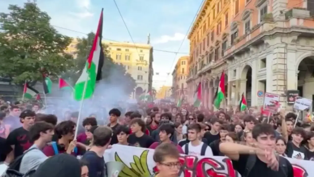 İtalya'da Filistin'e destek gösterisi
