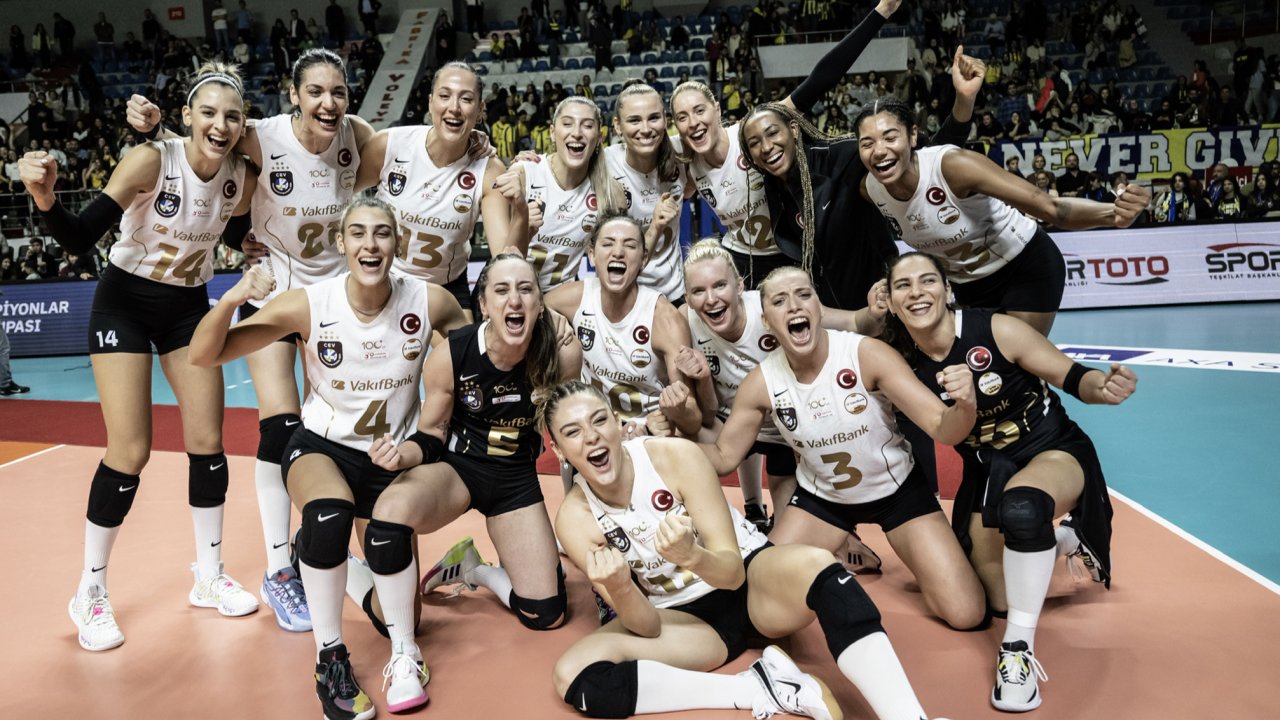 VakıfBank, sezonu galibiyetle açtı!