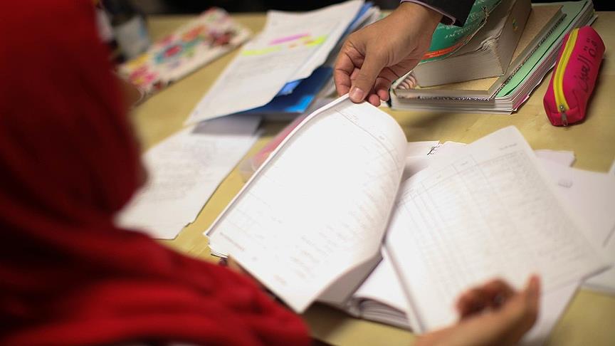 Mültecilere dil öğretmek için üniversite mezunu olmak yeterli