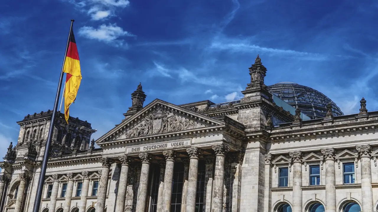 Alman sendika liderinden AfD itirafı: Hafife aldık