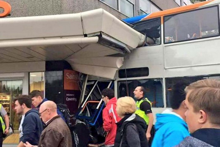 Otobüs, Türk marketine girdi: 2 ölü