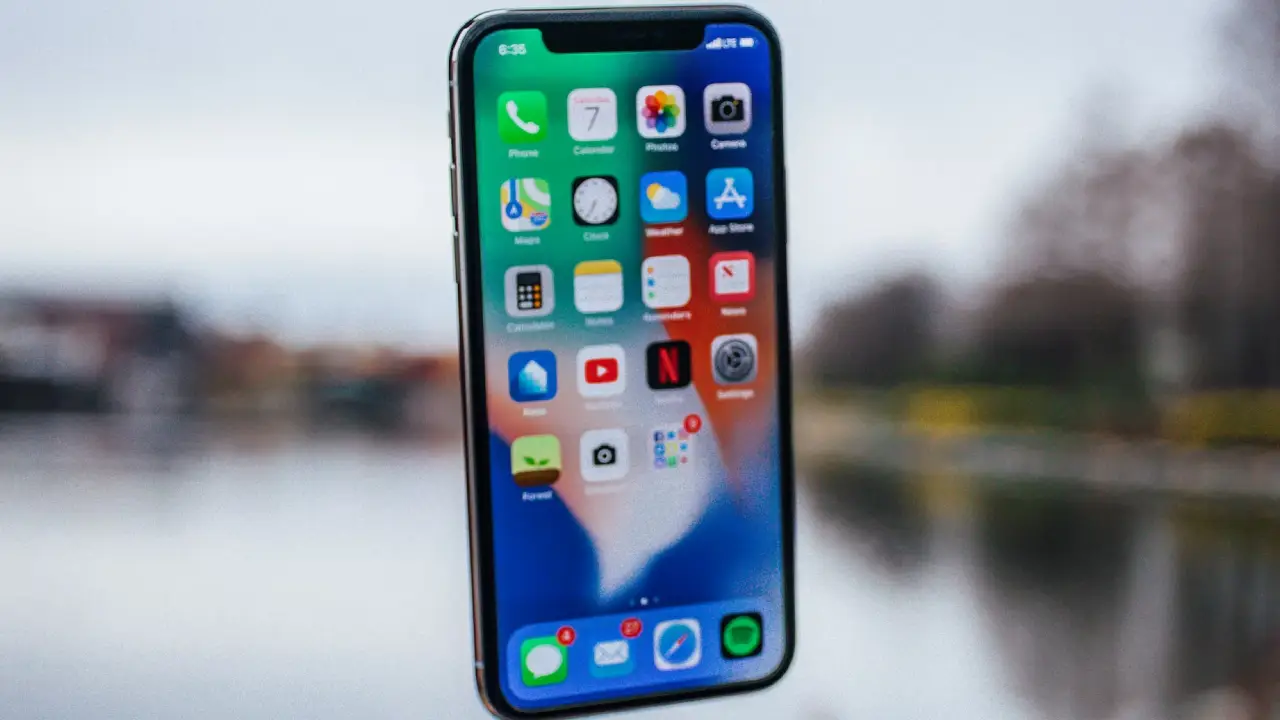 Almanya'da "kullanılmış iPhone satın alın" önerisi