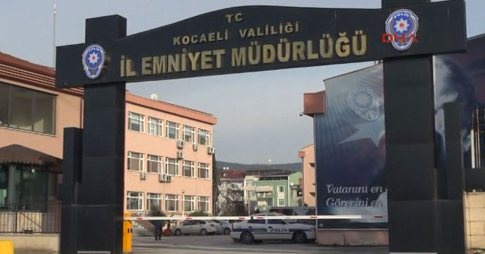 14 akademisyene gözaltı