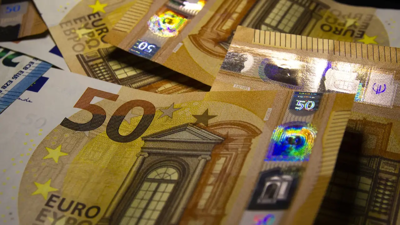 Alman Markı'ndan Euro'ya geçişten bu yana para sistemindeki en büyük değişikliğe gidiliyor