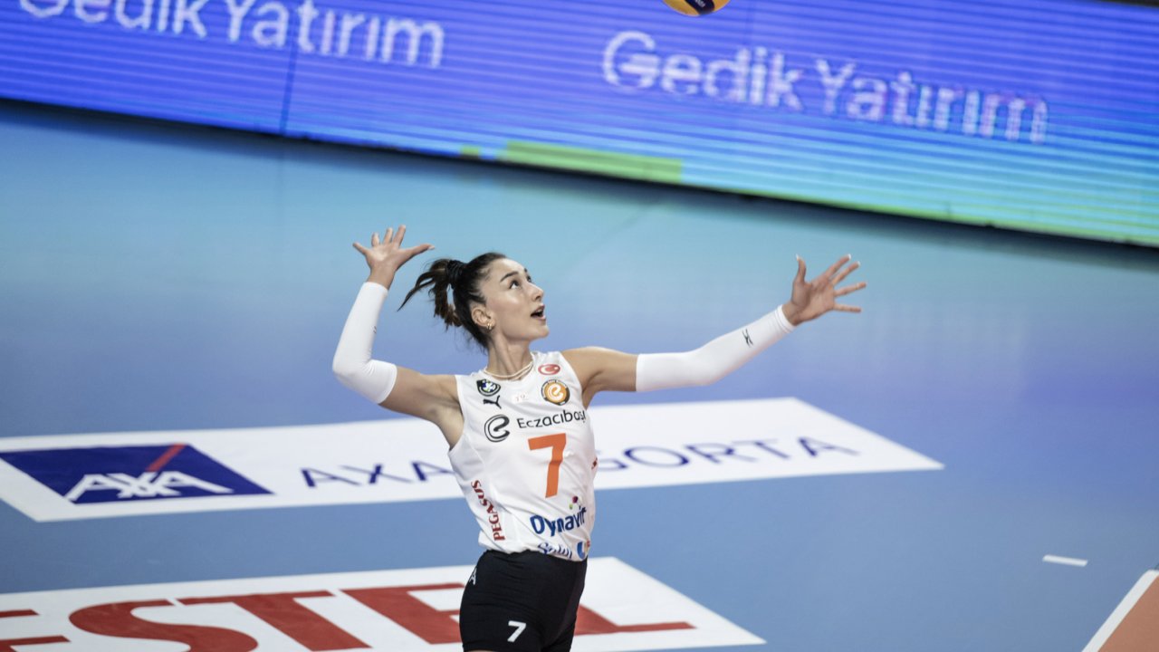 Eczacıbaşı Dynavit, Karayolları'nı 3-0 mağlup etti
