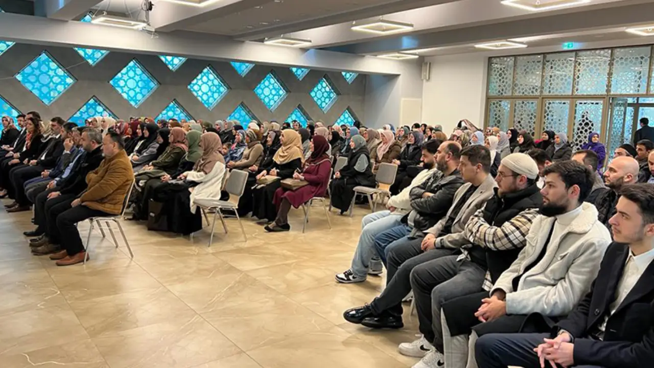 Stuttgart'ta "Suffe İslami İlimler" programı başladı