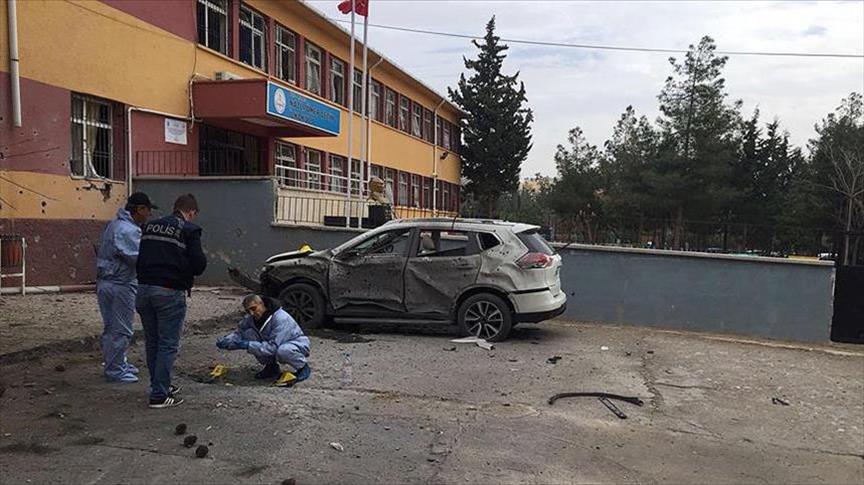 One killed by Syrian rocket at Turkish school