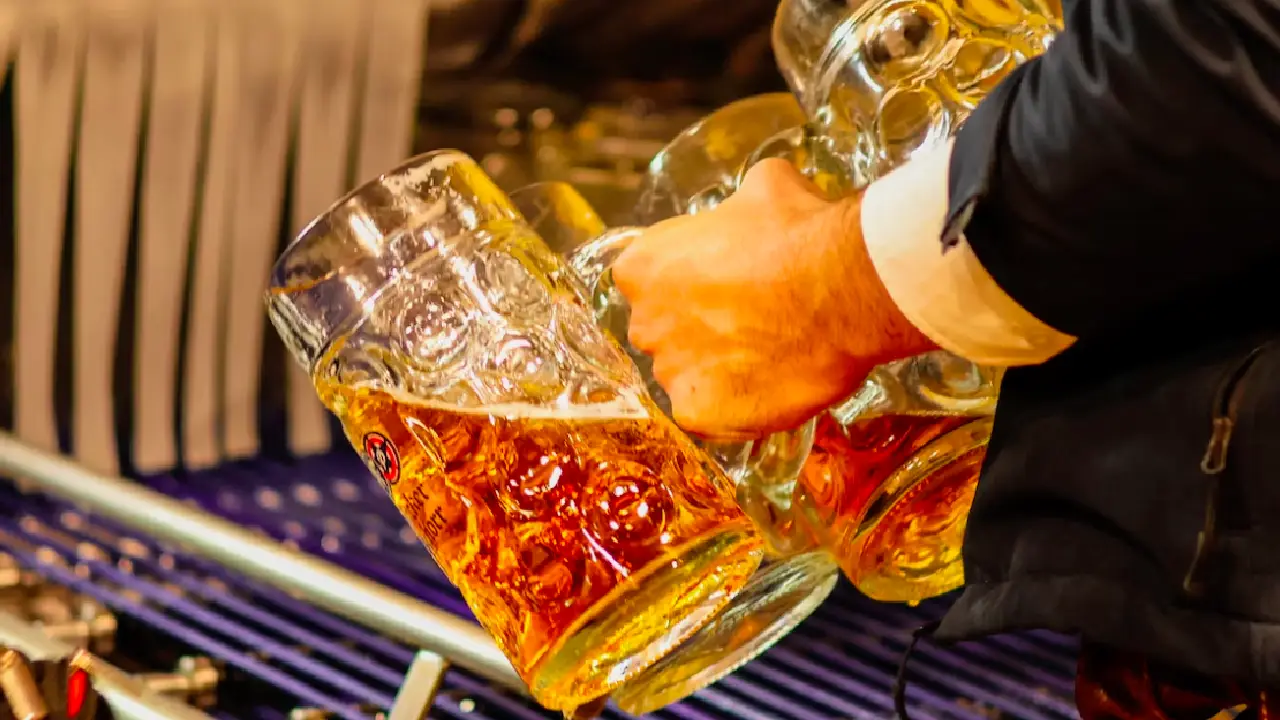 Oktoberfest tartışması büyüyor: Milyonlarca kişi ne ile suçlandı