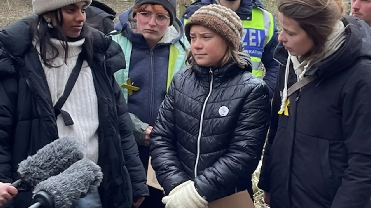 İklim aktivisti Greta Thunberg Almanya'yı karıştırdı