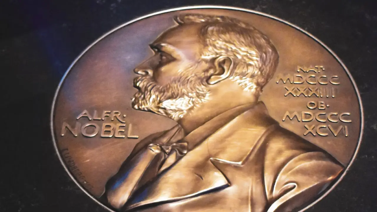 AK Partili Milletvekili: "Ermeni Patriği tarafından Nobel'e aday gösterildim"