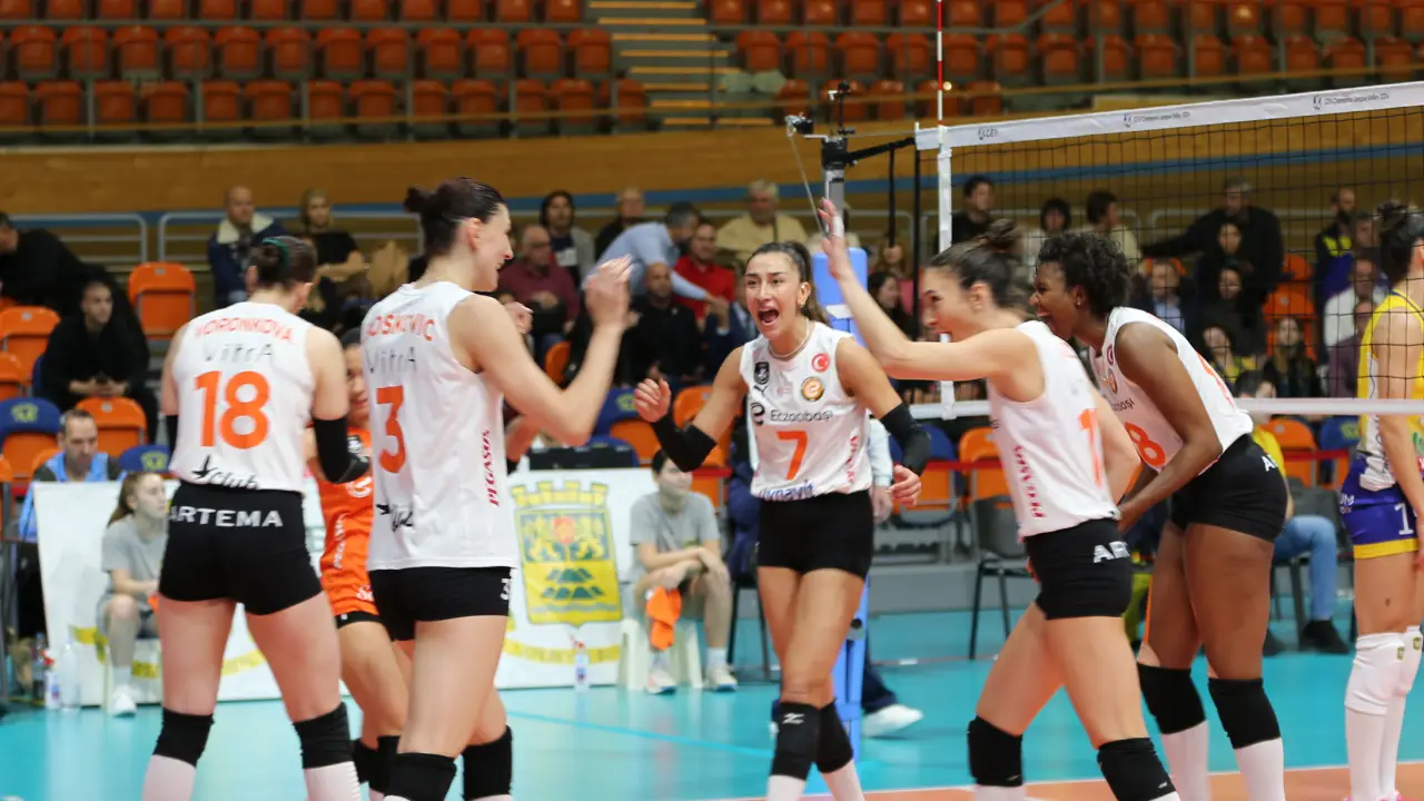 Eczacıbaşı Dynavit 2’de 2 yaptı