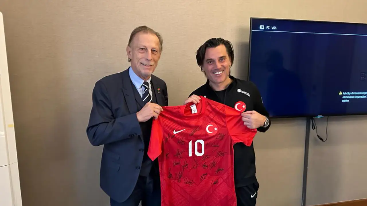 Alman teknik adamdan Türk Milli Takımı'na ziyaret