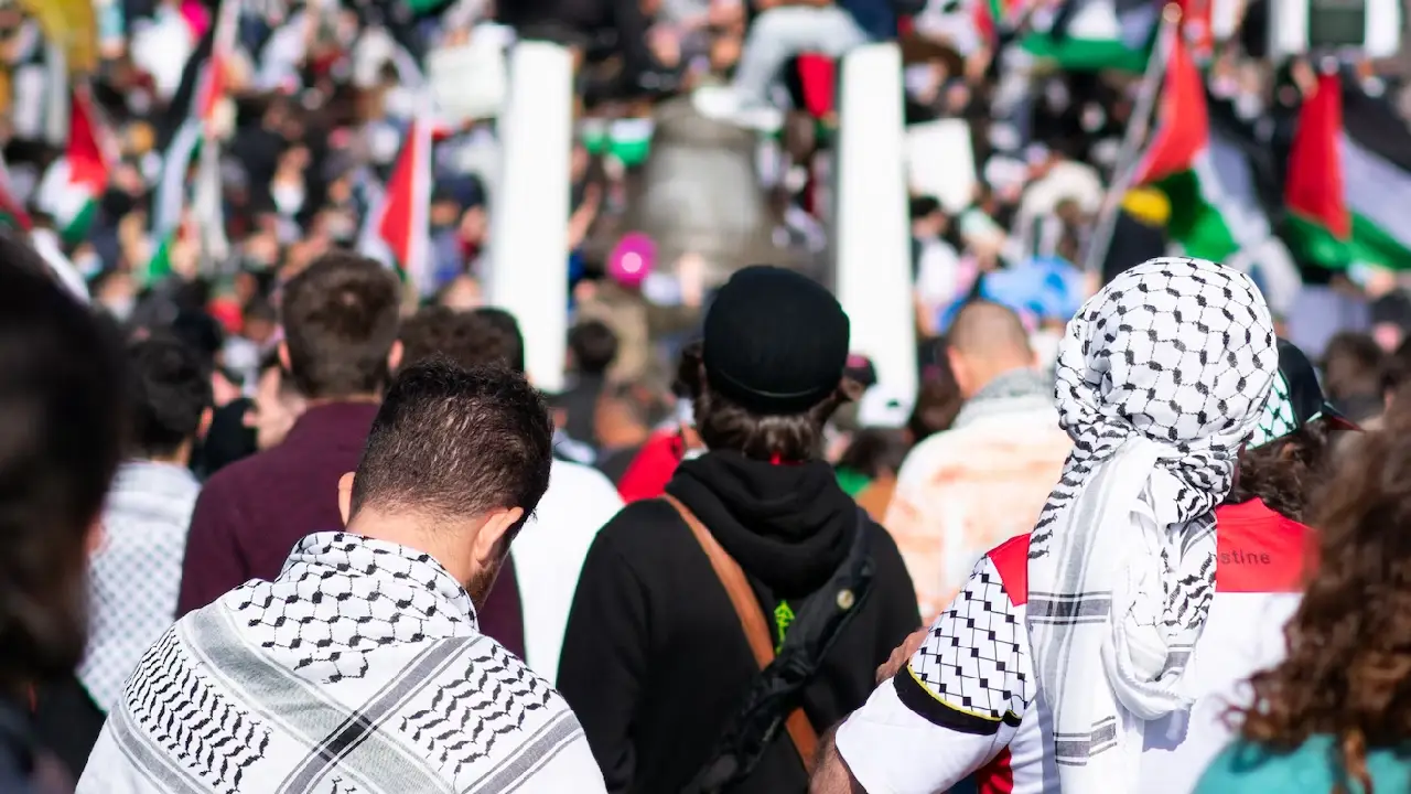 Düsseldorf’ta Filistin yürüyüşü