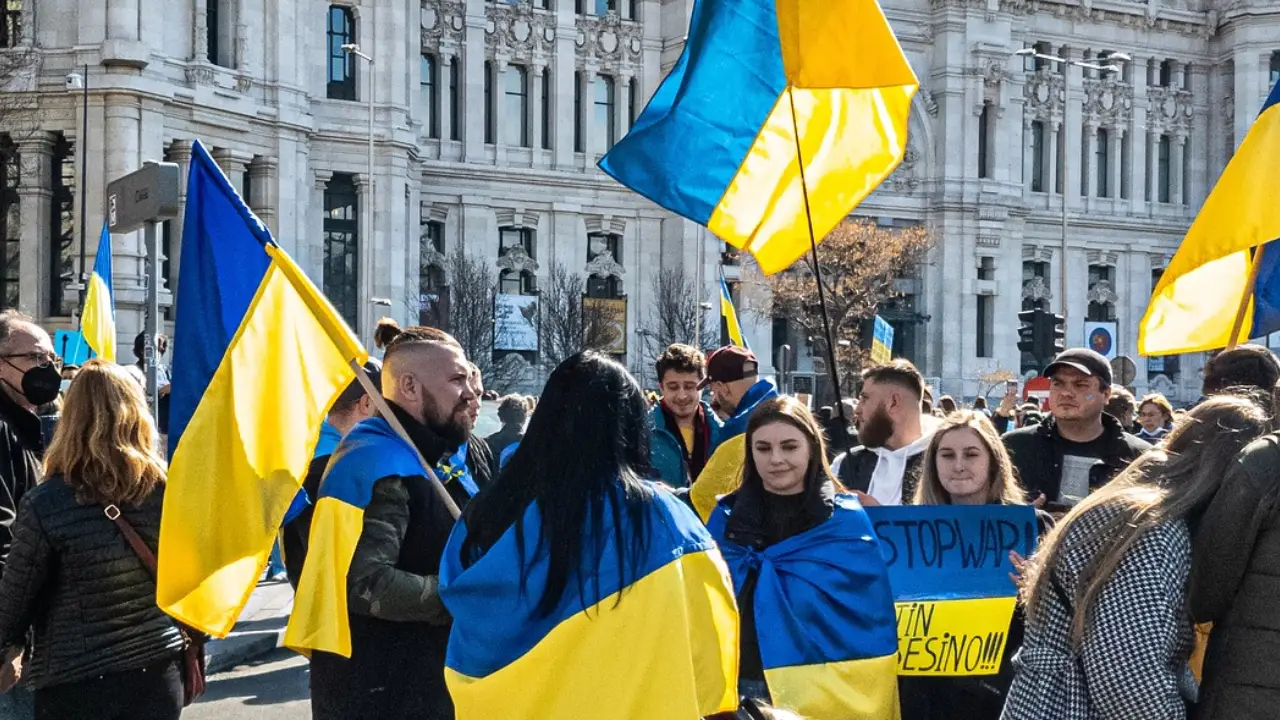 Ukrayna bugün neyi kutluyor? Teslimiyet çizgisi...