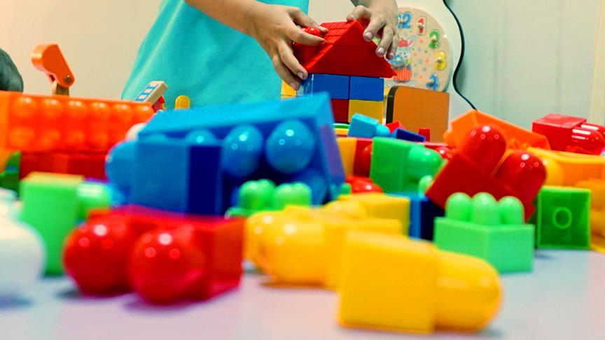 'Çocuğunuza plastik oyuncak almayın'