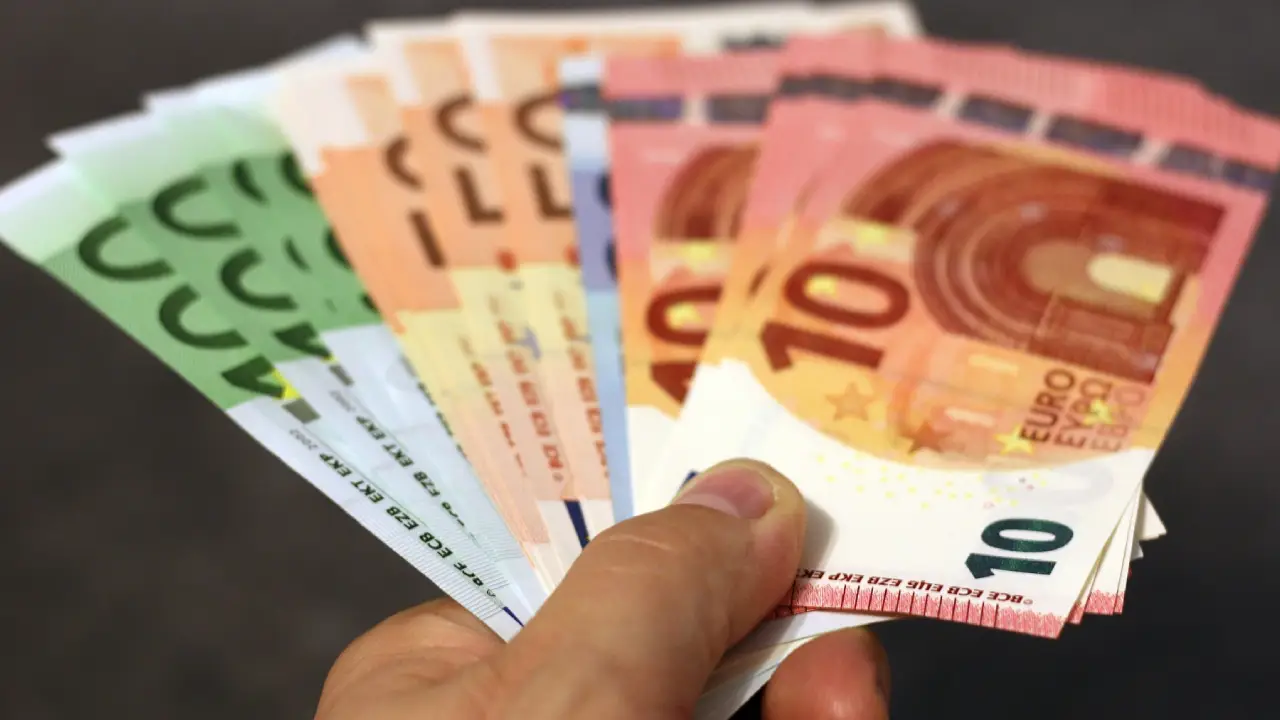 Almanya'da "asgari ücret" tartışması! Sendikalar "yetersiz" dedi...
