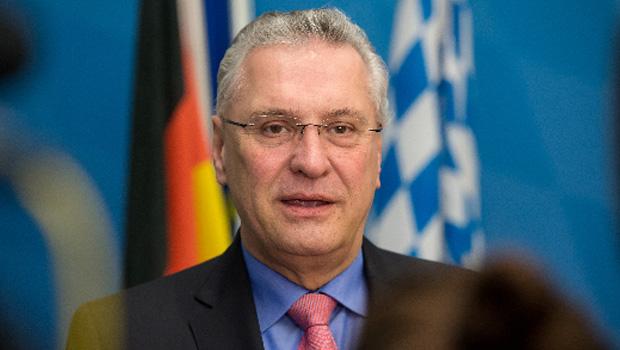 'AB, Türkiye ile müzakereleri bitirmeli'