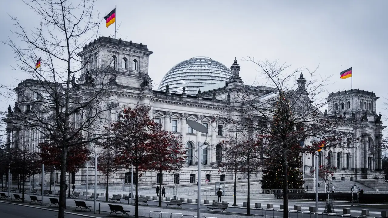 Alman hükümetine sert çağrı: "Erken seçim istiyoruz"