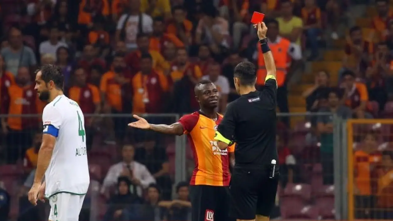 Galatasaray'dan hakem kararlarına tepki
