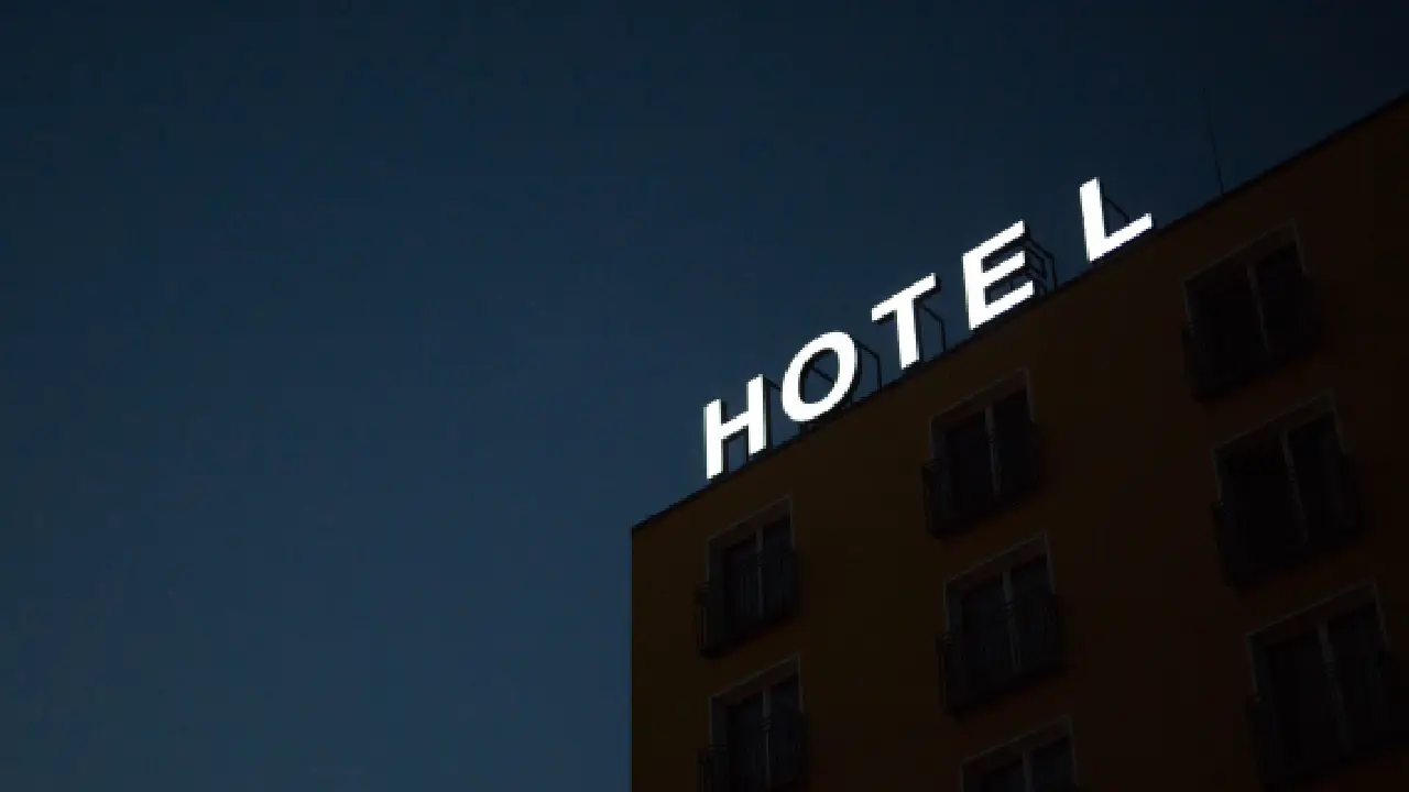 Alman otel grubu iflas bayrağını çekti