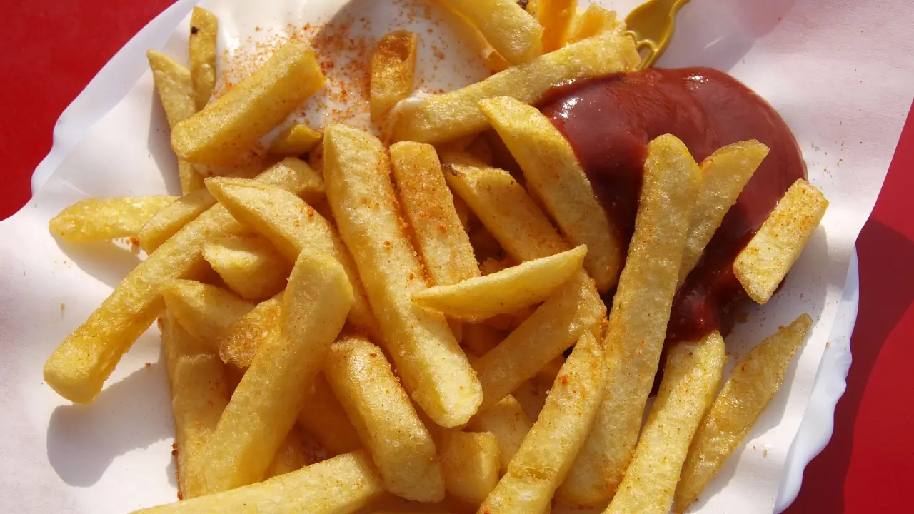 Almanya'nın o şehrinde patates kızartması fiyatları el yakıyor