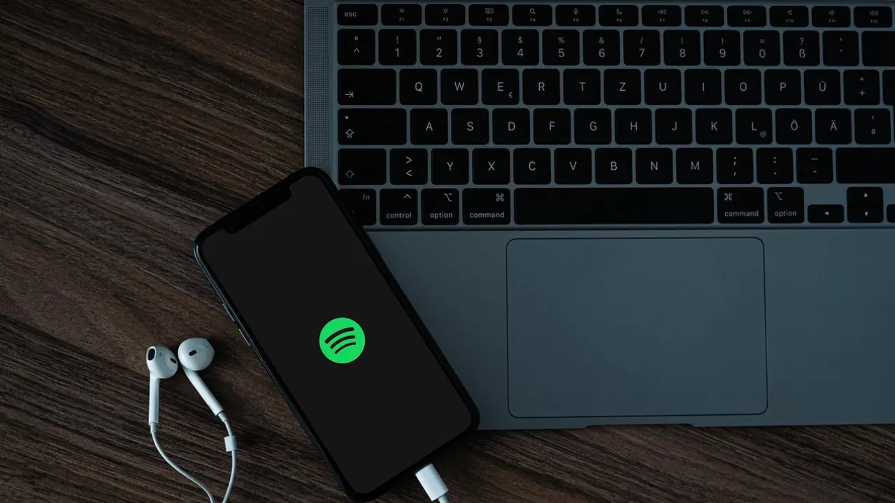 Spotify krizde: Mektupla duyurdular!