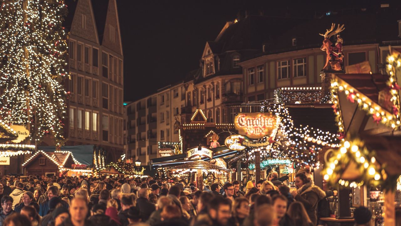 Almanya'da Noel pazarlarına saldırı tehlikesi
