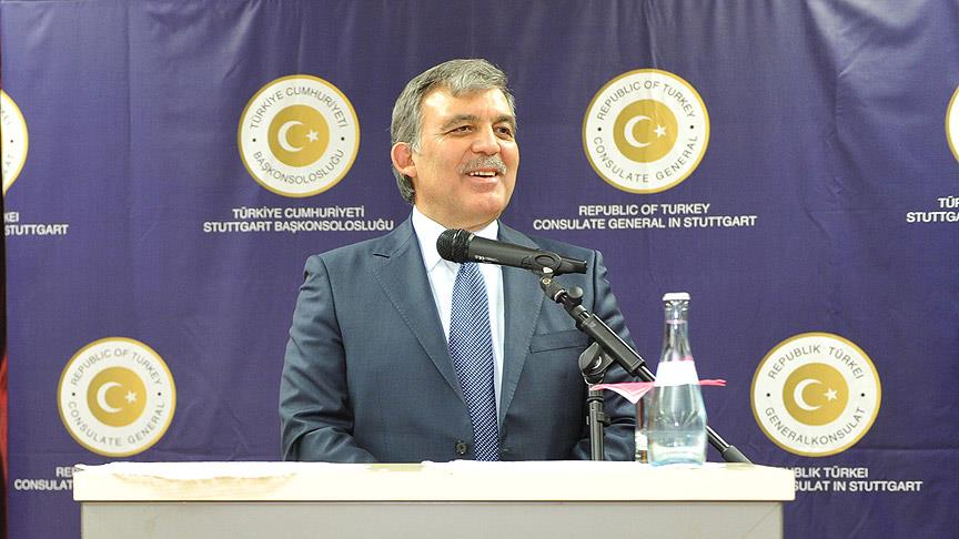 'Almanya'da yaşayan Türkler Müslümanları temsil ediyor'