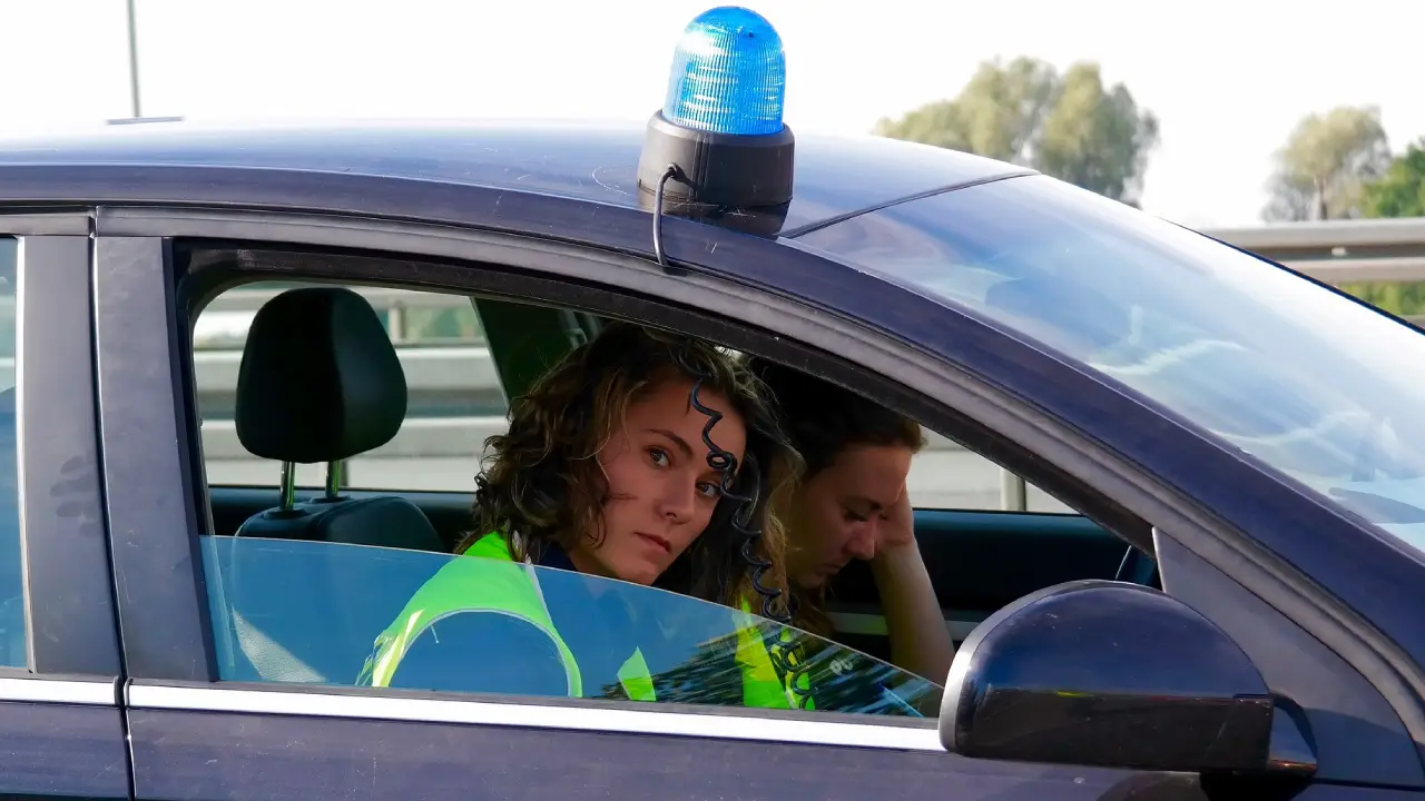 Alman polisi fark etti, kaçak Türk yakalandı
