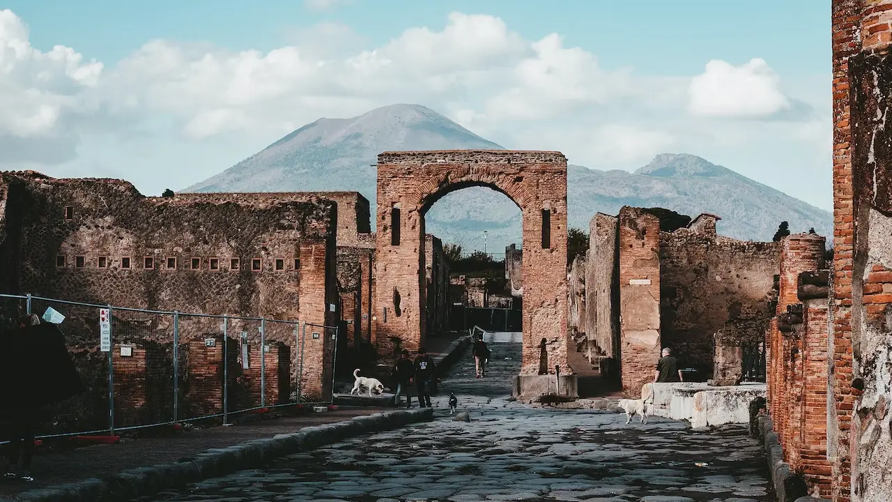 Araştırmacılar Pompei’de 2000 yıllık fırın keşfetti