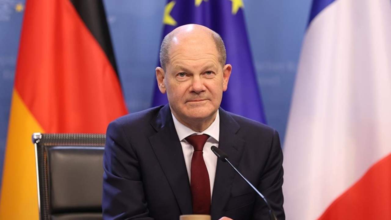 Scholz'dan tepki çekecek "50 milyar Euro'luk yardım"... Hedef: Macar lider Orban'ı ikna etmek...