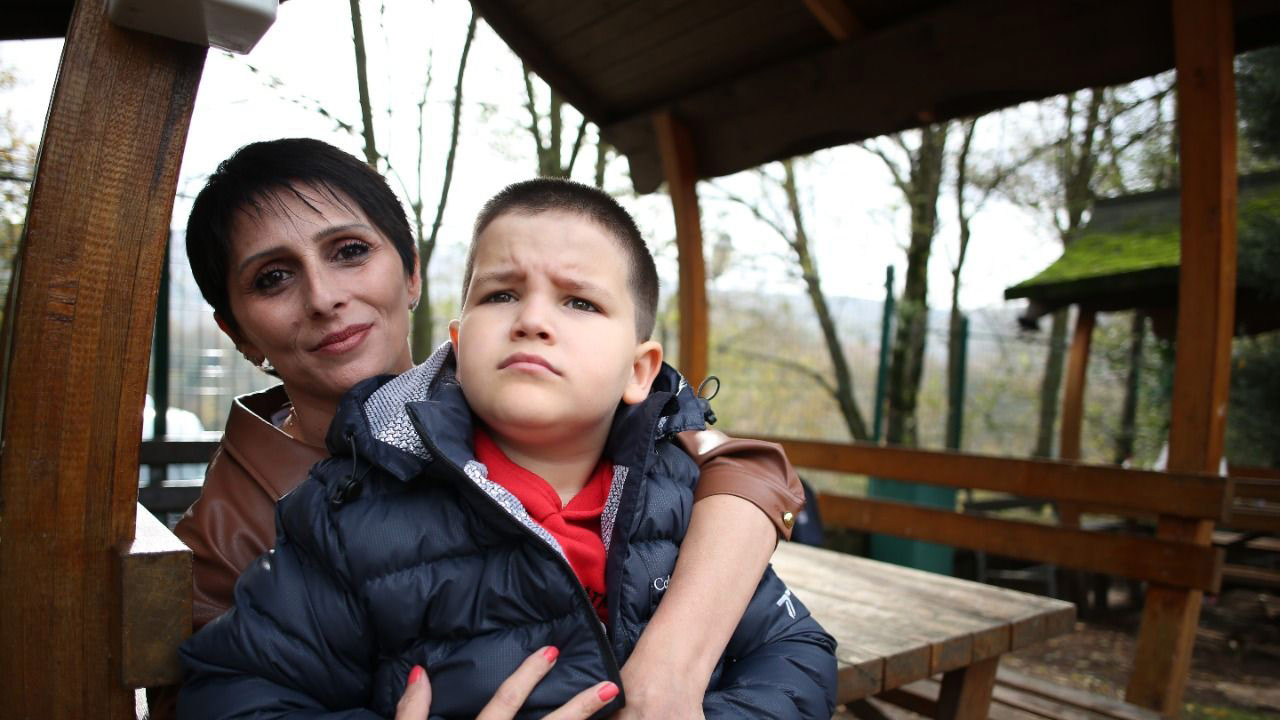 Tedavi için Almanya’dan Türkiye’ye giden gurbetçi: Oğlum 7 yıl sonra ilk kez ‘anne’ dedi