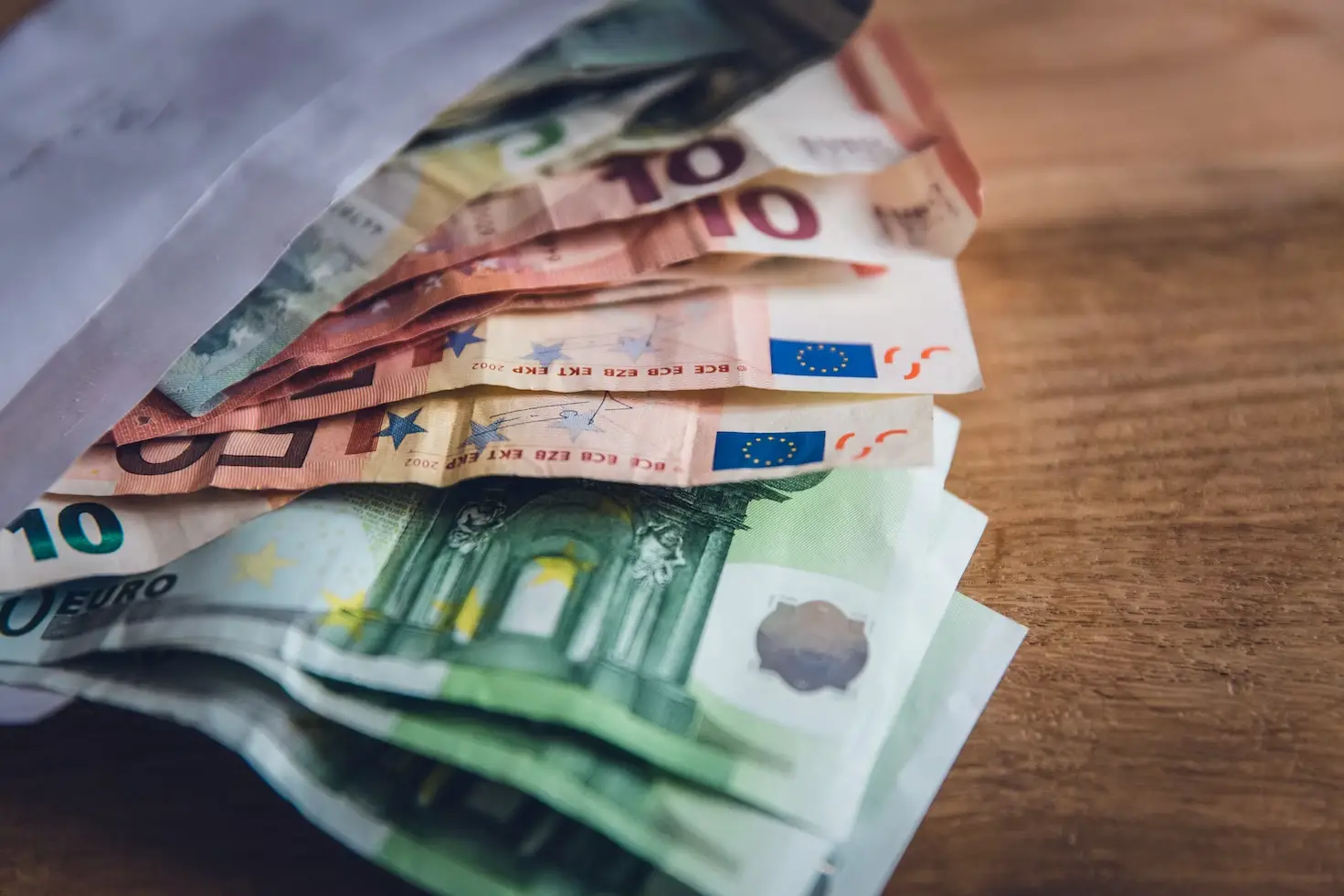 Almanya'da yaşayanları yeni yılda bekleyen "sürpriz": 370 Euro fazla ödeyeceksiniz