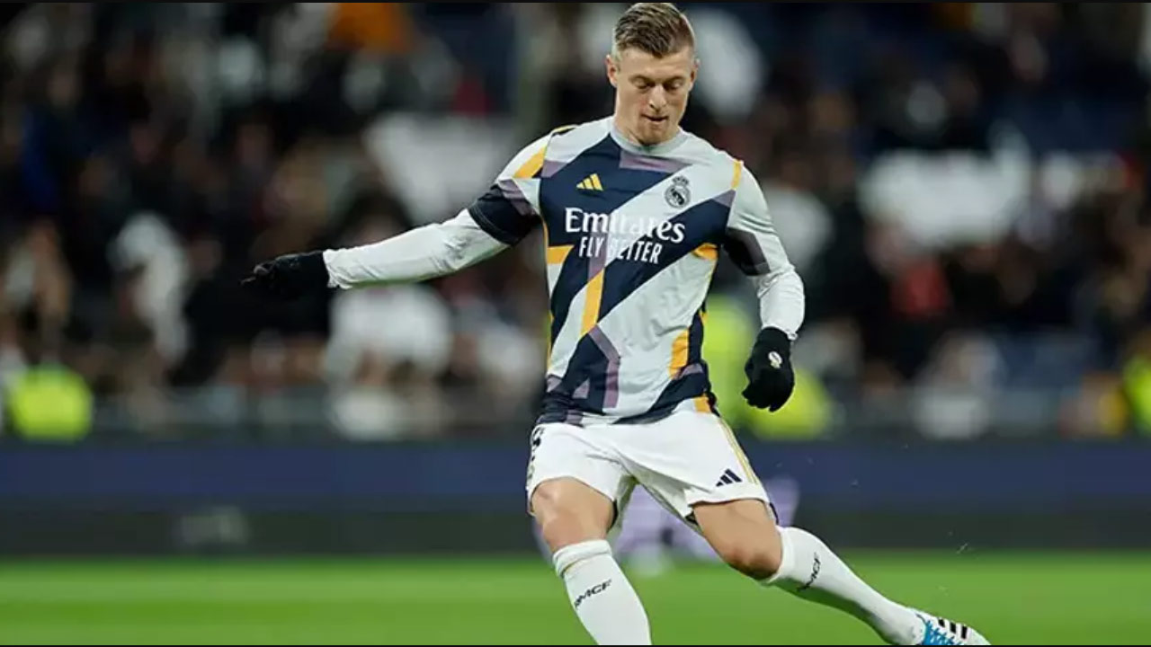 Almanya'da Toni Kroos sürprizi