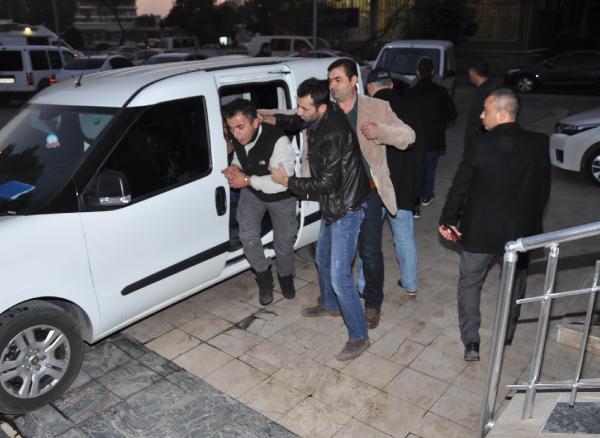 Almanya'dan giden DHKP-C militanları, Aydın'da yakalandı